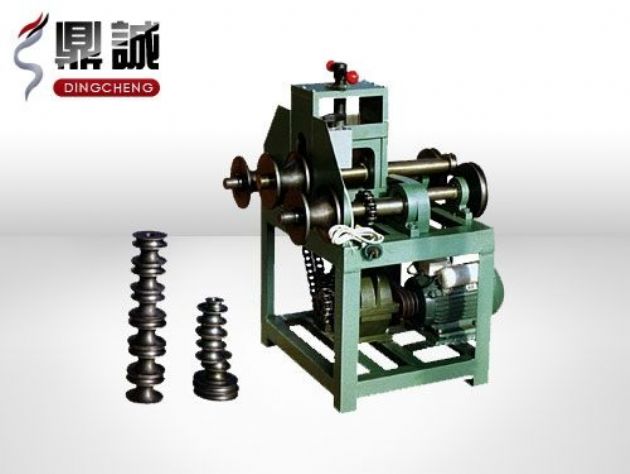 點(diǎn)擊查看詳細(xì)信息<br>標(biāo)題：立式多功能滾動式彎管機(jī) 閱讀次數(shù)：4809